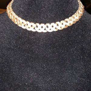 Chocker Necklace